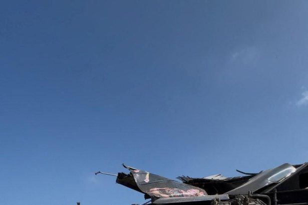 At least 13 dead in Mexican train derailment