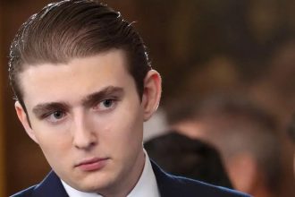 Barron Trump Returns to Florida to Celebrate Holidays With His Parents