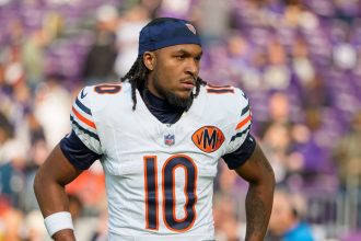 Bears get concerning news on rookie WR after being carted off during Week 17 SNF