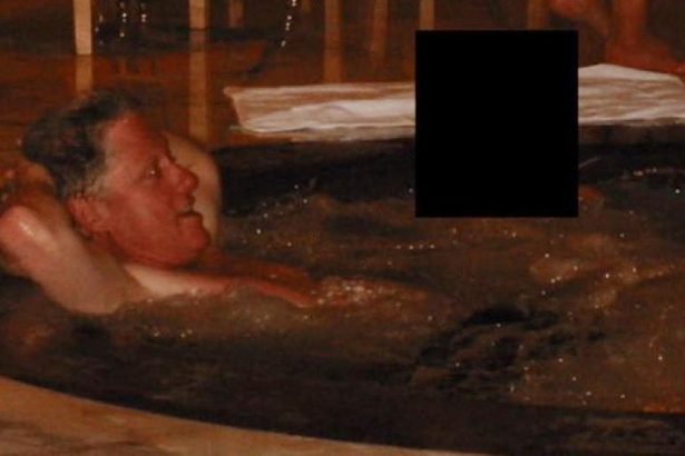Bill Clinton Swims With Epstein’s Lover in Never-Before-Seen Photos.