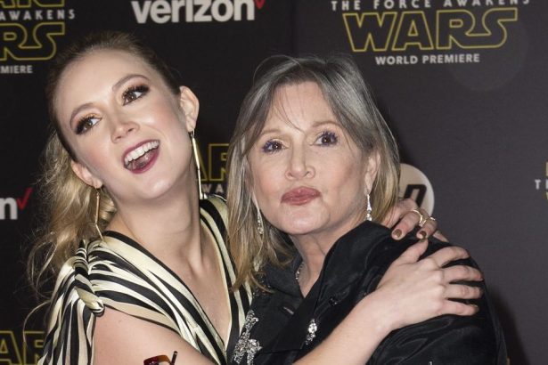 Billie Lourd Reflects on Her Mom Carrie Fisher’s Death 9 Years Later