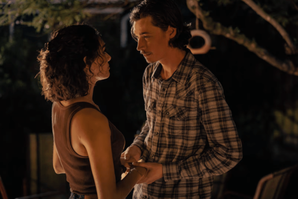 Billy Bob Thornton Goes Nude as Cooper Proposes