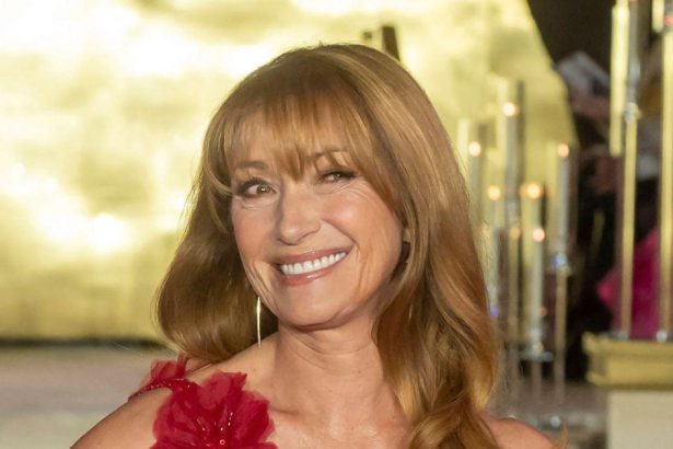 Bond Girl Jane Seymour Reveals She’s Still ‘Very Sexually Active’ at 74