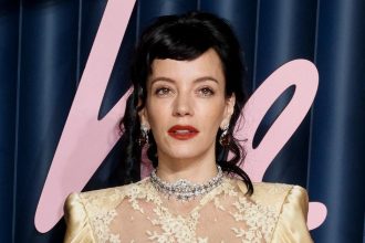 Brit Singer Treating Shock Secret Addiction