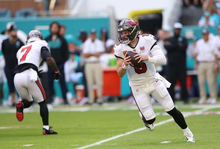 Bucs get massive bad news on 0,000,000 QB ahead of crucial Week 18 game vs. Panthers