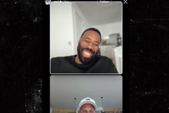 Chris Paul All Smiles With Blake Griffin, DeAndre Jordan After Clippers Exit