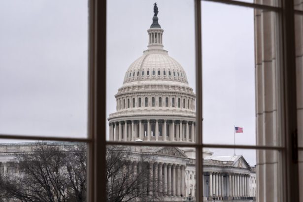 Congress considers new health care bill as ACA subsidy cliff nears