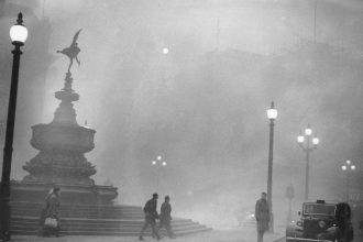 December 5, Great Smog of London descends