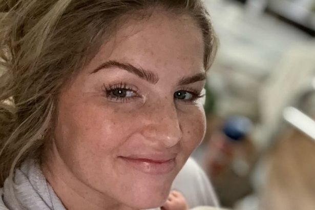 Erin Bates Says Christmas Feels Different After Near-Fatal Childbirth