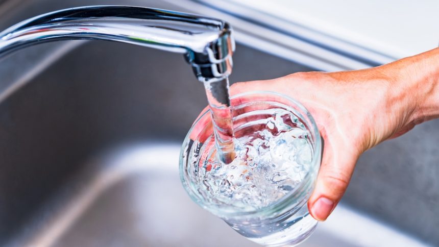 ‘Forever Chemicals’ in Drinking Water Linked to Increased Risk of Birth Issues : ScienceAlert