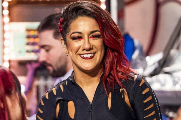 Former WWE star sends heartfelt message to Bayley; claims she is an inspiration