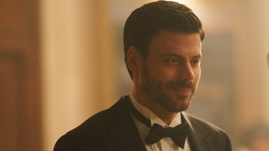 Francois Arnaud on Scott Hunter Sex Scenes