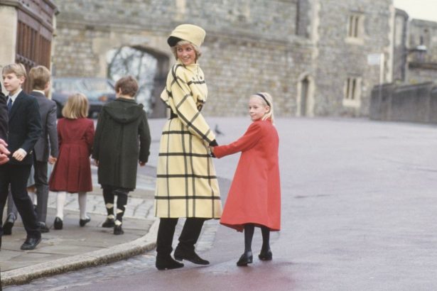 31 Nostalgic Photos of the Royal Family at Christmas