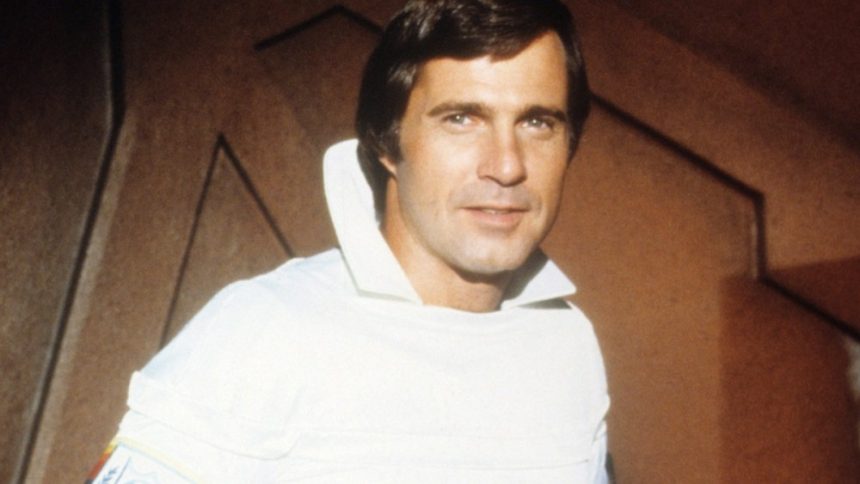 Gil Gerard, ‘Buck Rogers in the 25th Century’ Star, Dies at 82