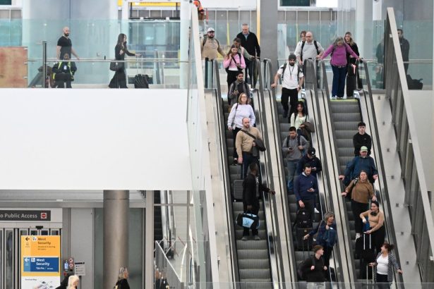 Ground stops, delays ‘probable’ at DIA during Wednesday windstorm