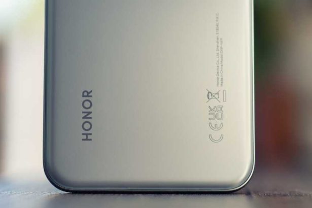 Honor Win Gaming Phone Could Have Huge Battery