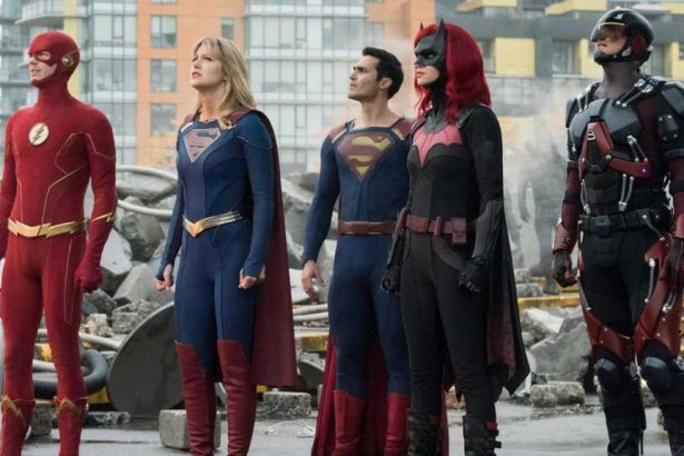 How to watch Crisis on Infinite Earths in order