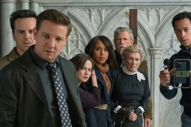 Knives Out Movies Ranked | Best Benoit Blanc Mystery