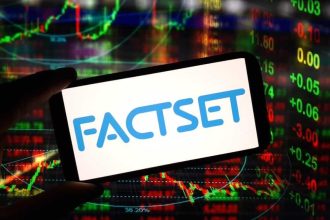 Is FDS Underperforming the Financial Sector?