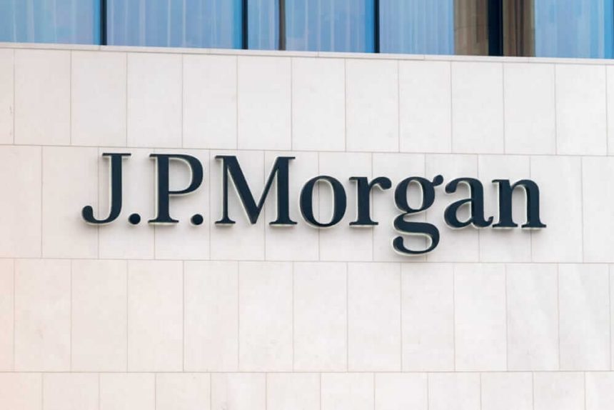 Jamie Dimon Has Long Been Sounding the Economic Alarm. After the Fed’s Latest Rate Cut, Can You Still Bank on JPMorgan Stock?