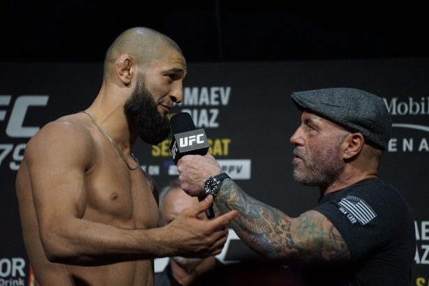 Joe Rogan shares honest take on Khamzat Chimaev moving up to light heavyweight, lauds UFC star’s wrestling skills