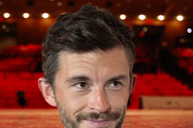 Jonathan Bailey Blamed Himself For Play Bombing When He Was 8