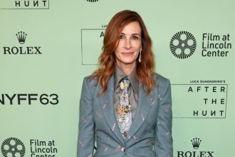 Julia Roberts Gushes Over ‘Astonishing’ Kids and Watching Them Grow Up