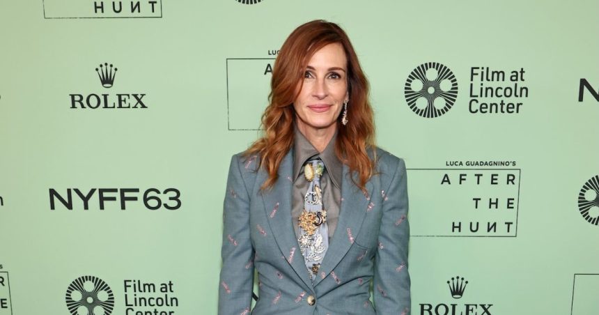 Julia Roberts Gushes Over ‘Astonishing’ Kids and Watching Them Grow Up