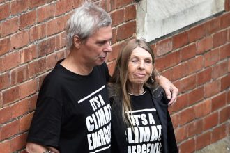 Letters to the Editor: taxis, taxes and heroes