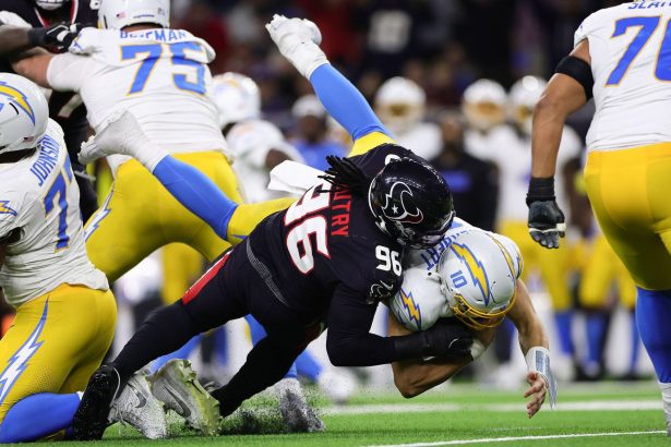 Los Angeles Chargers vs Houston Texans projected starting lineup and depth chart for Week 17