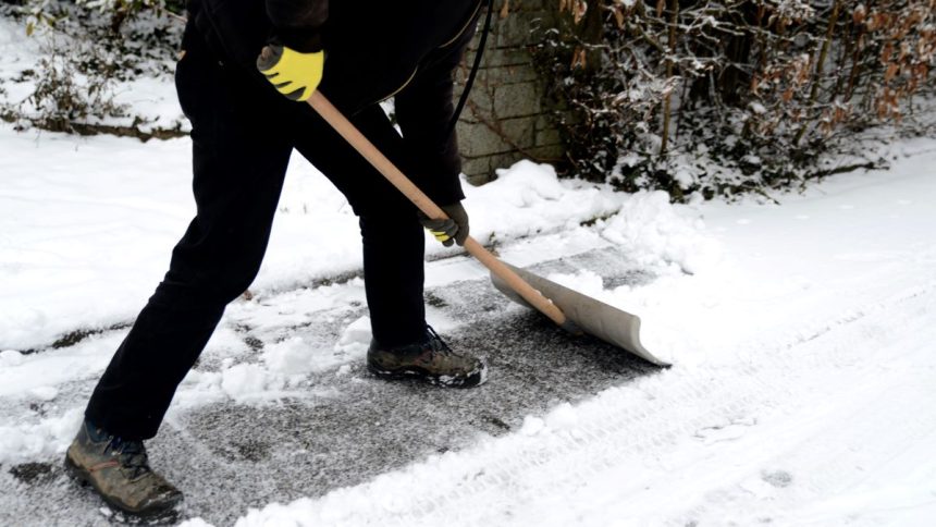 Low Impact Ways To De-Ice Your Sidewalk