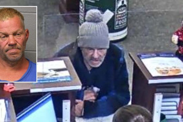 Man robbed 3 banks in the Loop on Monday morning, but failed twice: FBI
