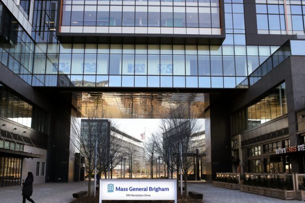 Mass. primary care doctors are switching between rival hospital systems