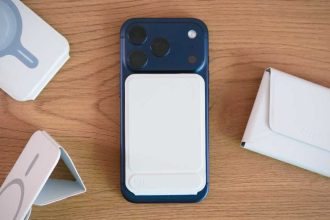 Moft Snap Invisible Magsafe Tripod Stand: Why I Don’t Leave Home Without It