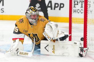 NHL fans react as VGK’s Carter Hart gets pulled after allowing 5 goals on 12 shots