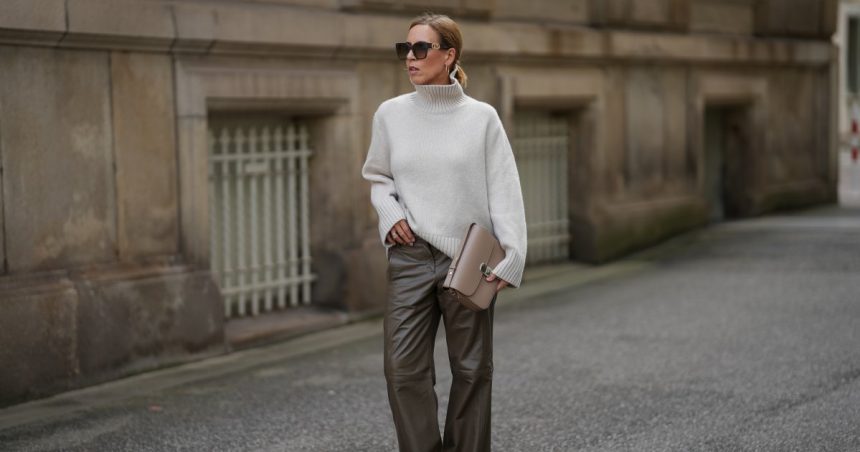 Nike! Spanx! 21 Rich Mom Cyber Monday Deals — up to 85% Off