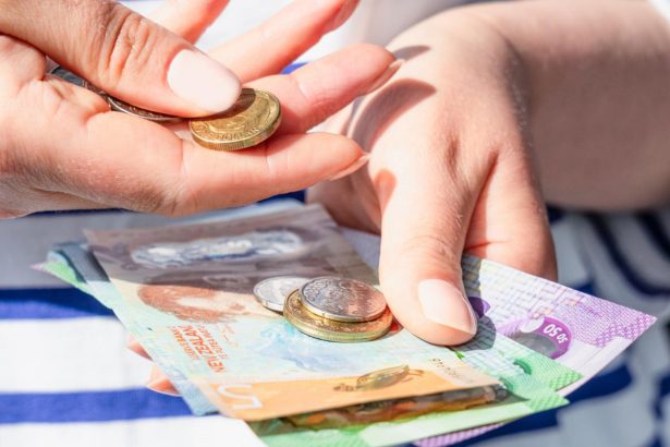 Opposition unimpressed with ‘measly’ minimum wage rise