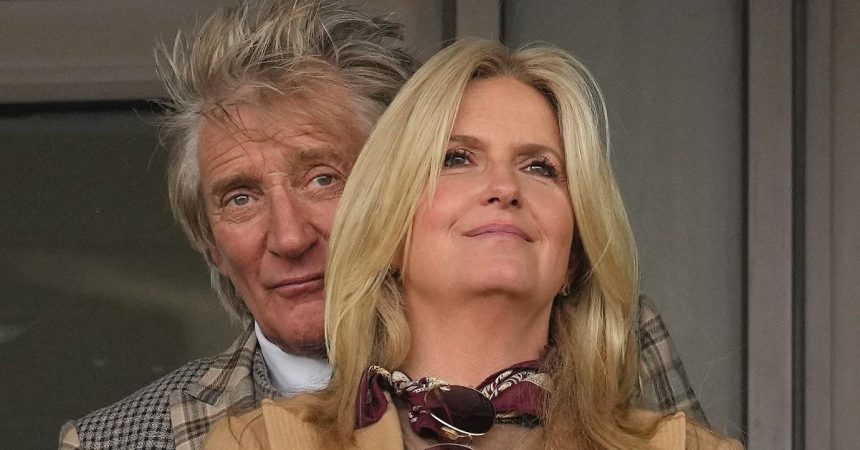Penny Lancaster Overcame Hurdle To Endure Marriage To Rod Stewart