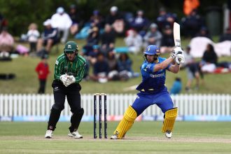 Phillips batters Stags with both hands in impressive win