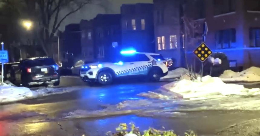 Police fatally shoot driver who dragged cop with stolen vehicle on North Side: CPD