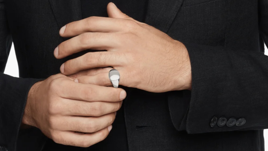 The Best Signet Rings To Gift The Men In Your Life This Holiday