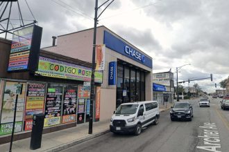 Robber shoots Brinks guard outside Brighton Park bank; ,000 reward offered