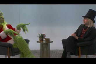 SNL’s Holiday Edition Has The Grinch, Scrooge & More