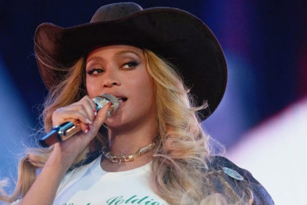 Beyoncé Is Now A Billionaire