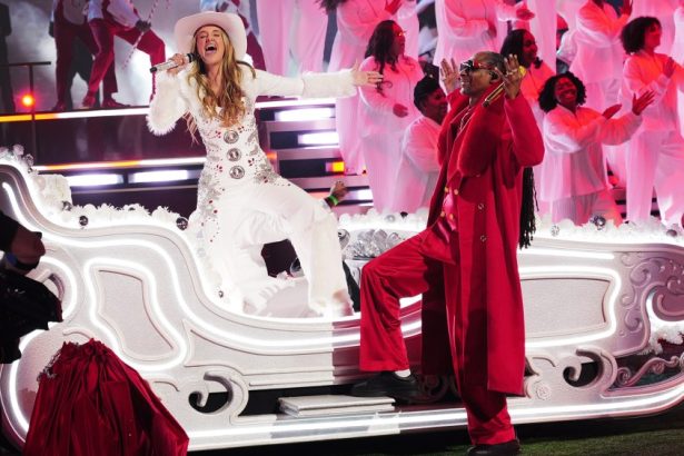 Snoop Dogg, Huntr/x, Lainey Wilson Liven Up Netflix NFL Halftime Show