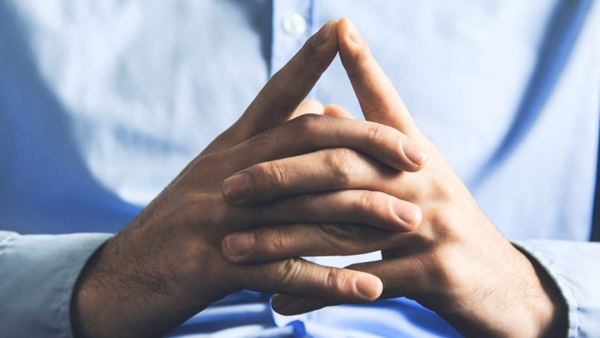 Specific Hand Gestures Can Make You Instantly More Persuasive, Study Says : ScienceAlert