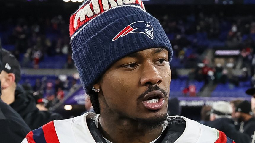 Stefon Diggs’ Chef Claims NFL Star Slapped, Choked Her Over Salary Dispute
