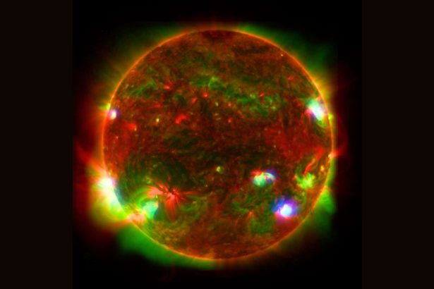 There Are Colors Missing From The Sun – And We Still Can’t Fully Explain Why : ScienceAlert