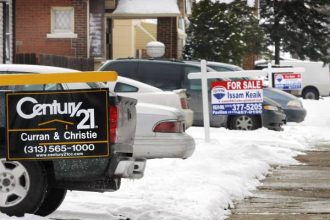 US housing market poised to crash ‘worse than 2008,’ expert warns. And 50% plunge could start in 2026. Protect yourself