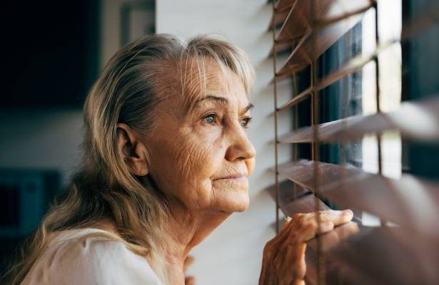 US retirees should not trust these 5 people. Keep them away in 2026 (and beyond)